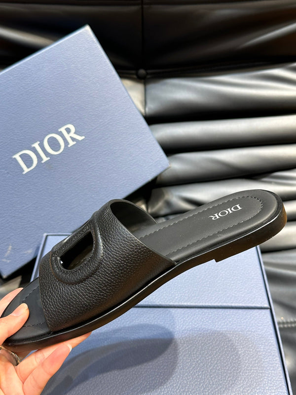 CD D-CLUB SLIDE SLIPPER BLACK GRAINED CALFSKIN