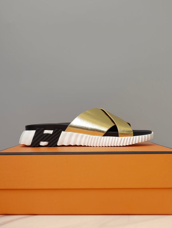 HM INFRA SANDAL GOLD METALLIC LAMBSKIN