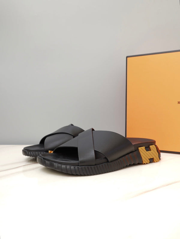 HM INFRA SANDAL BLACK LAMBSKIN