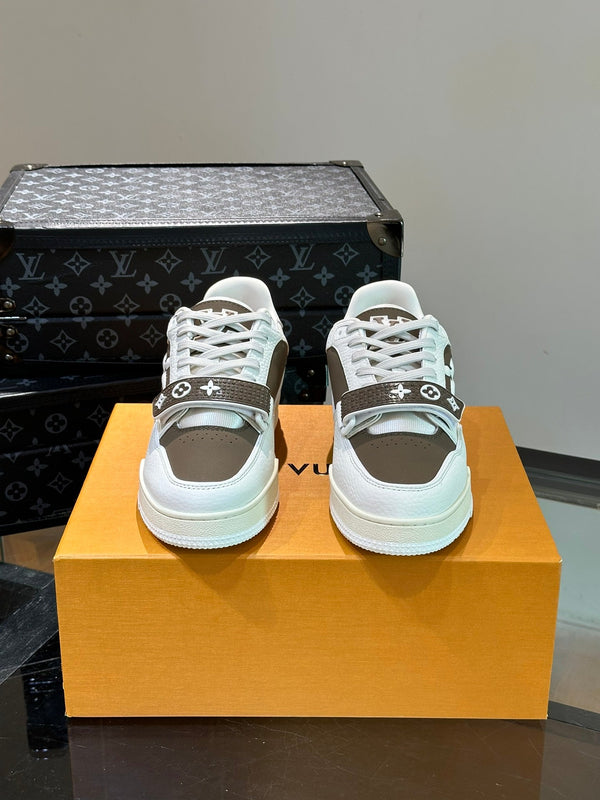 LV TRAINER SNEAKERS IN WHITE CALFSKIN AND MOCHA BROWN SUEDE