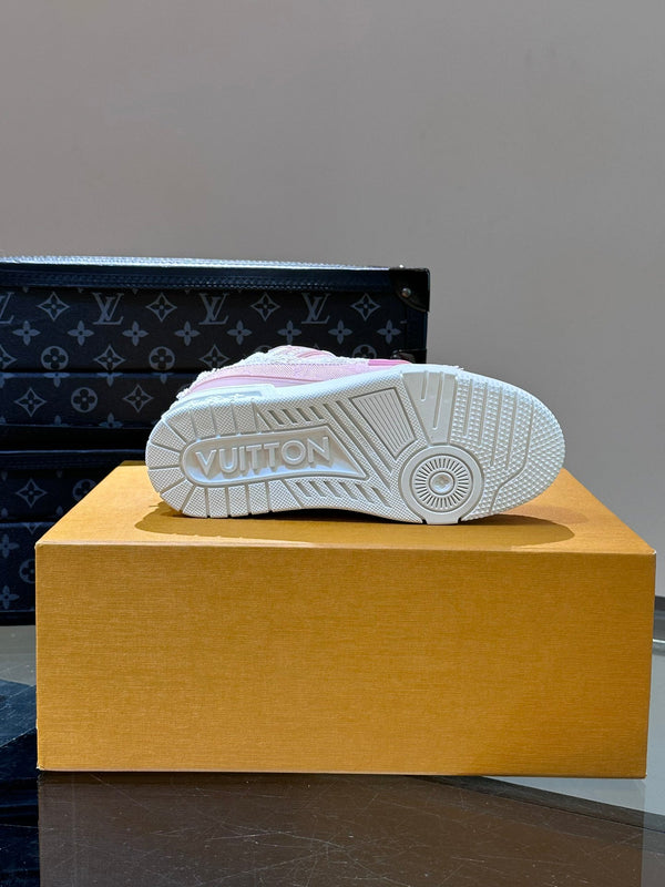 SNEAKER LV TRAINER IN TESSUTO ROSA CHIARO E CAMOSCIO