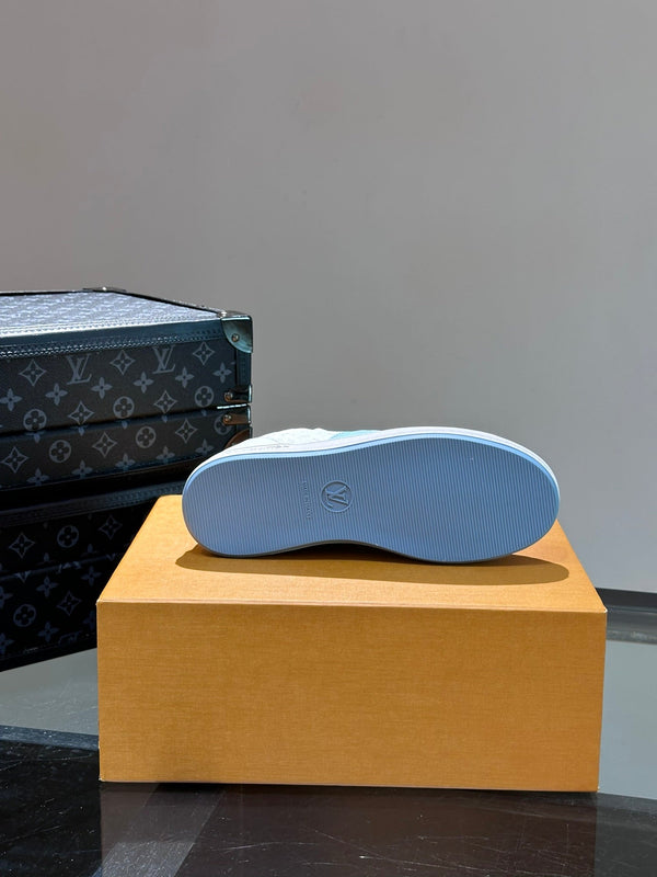 LV SNEAKER WHITE MIX BABY BLUE EMBOSSED CALFSKIN