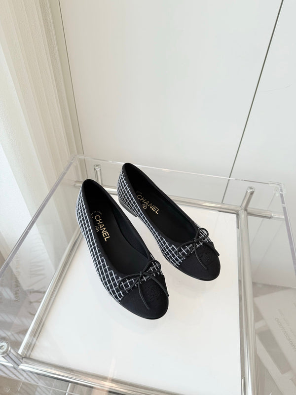 CC Ballet Flat Black mix White Fabric 238772