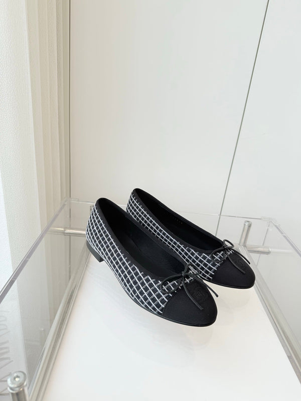 CC Ballet Flat Black mix White Fabric 238772