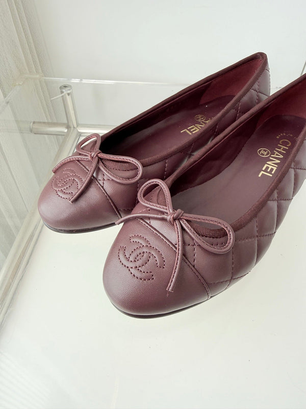 Chanel 2026 Ballet Flat Burgundy Quited Lambskin 697392