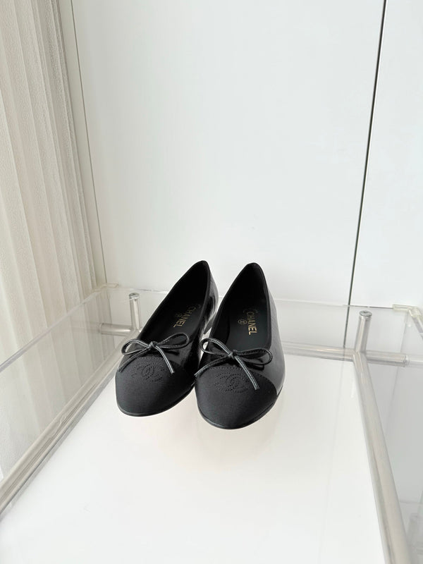 Ballerines Chanel 2026 Toile noire Cuir 697397