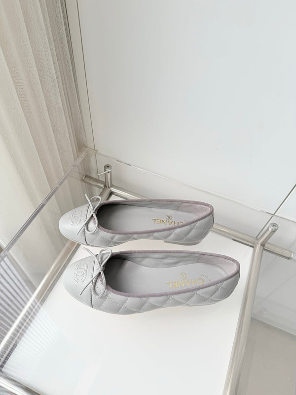 Chanel Ballerines Matelassées Agneau Gris 2026 697405