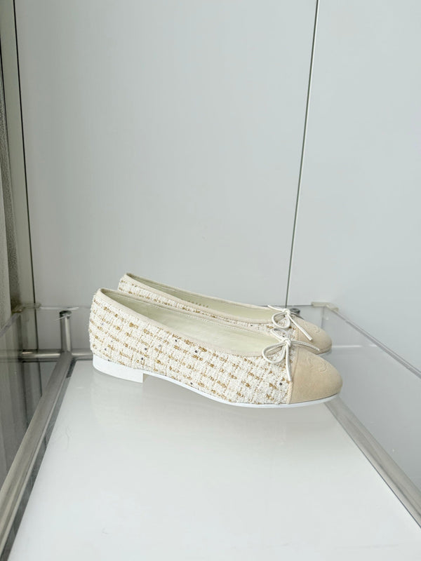 Chanel 2026 Ballet Flat Ivory Tweed Lambskin 697407