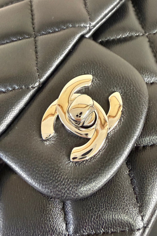 CC Flap Bag 17cm Black Sheepskin SHW 284824