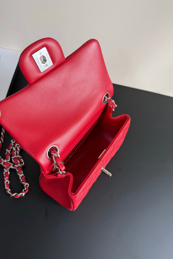 CC Flap Bag 17cm Red Sheepskin SHW 284828
