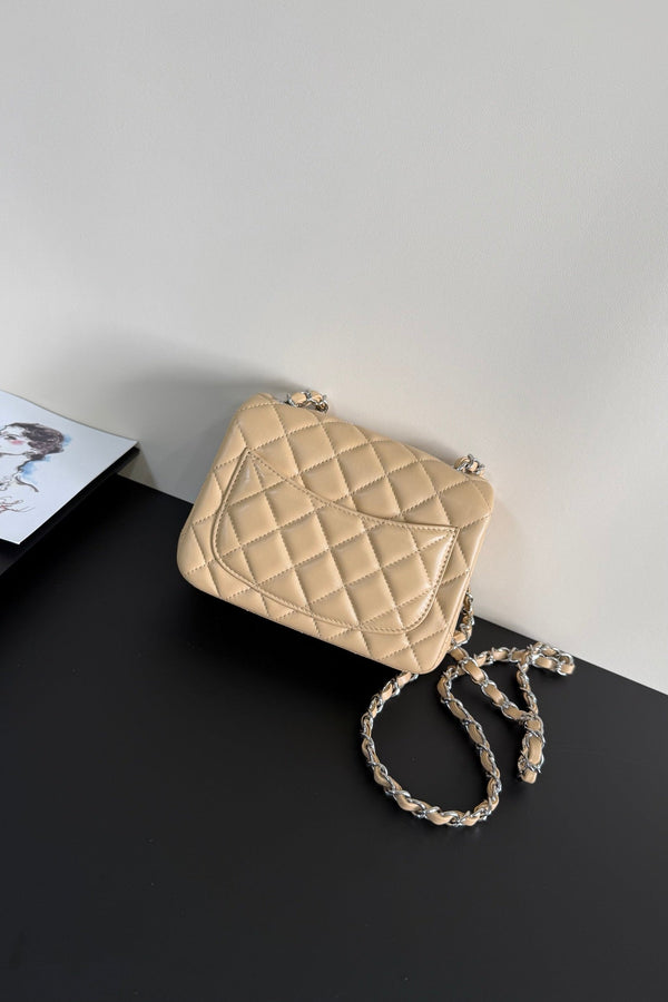 CC Flap Bag 17cm Beige Sheepskin SHW 284830