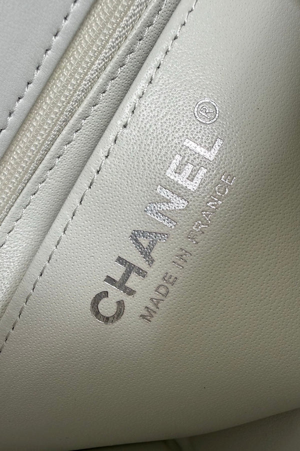 CC Flap Bag 17cm White Sheepskin SHW 284833