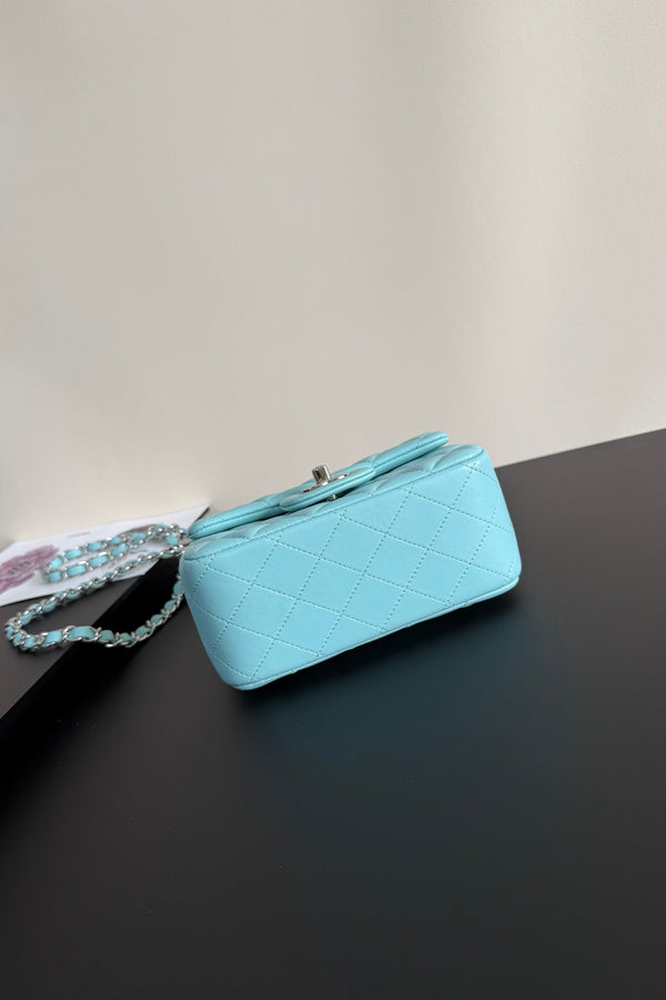 CC Flap Bag 17cm Light Blue Sheepskin SHW 284837