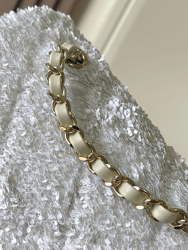 Chanel 25 Sequin Embroidered 21cm Bag White Leather Sequins 286172