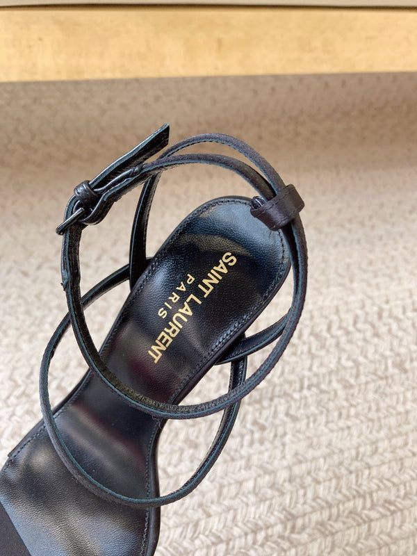 HIGH FLIP FLOPS SANDAL WITH STRAP IN BLACK SILK