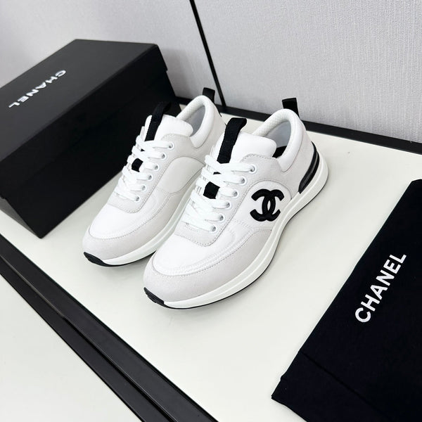 CC Sneaker Black White Cowhide Suede 789077