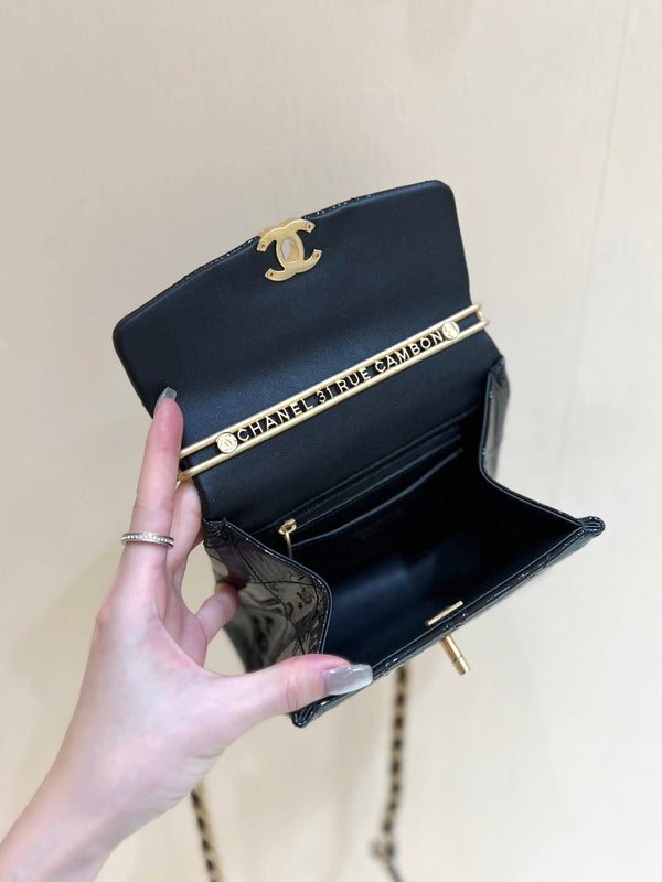 24s 31 ruecambon 15cm black patent calfskin