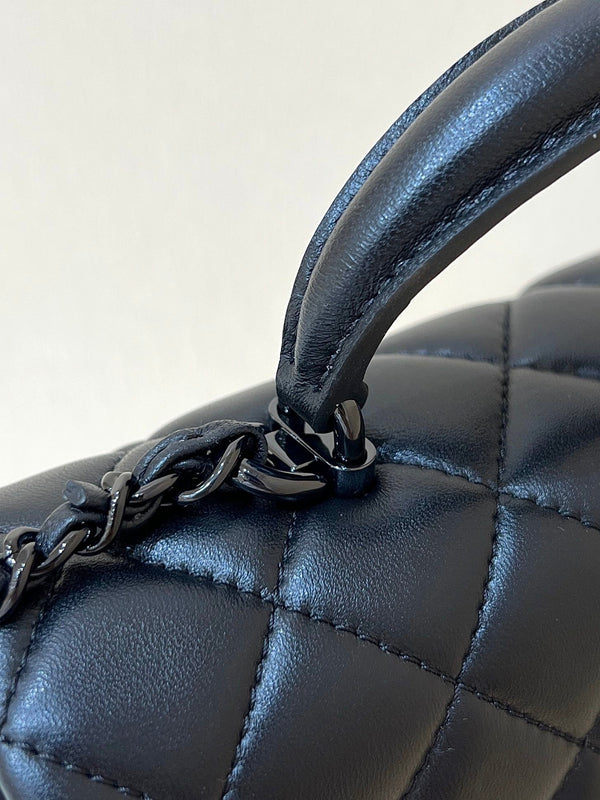 25C Mini Flap Bag Top Handle 20cm Black Lambskin Black Hardware