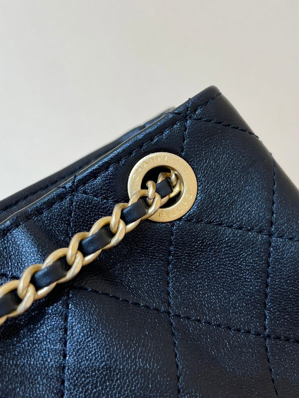 25C Backpack 18cm Black Calfsin Gold Hardware