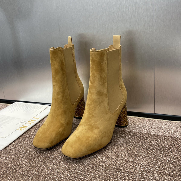 Stivaletto con tacco CD Icon in pelle scamosciata beige giallo chiaro