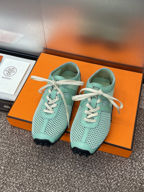 HM 25C Kiga Sneaker Mint green Crochet knit with Calfskin 208289