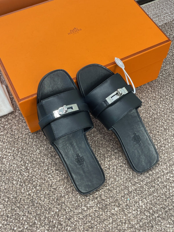 HM Giulia Slide Black Sheepskin 320019