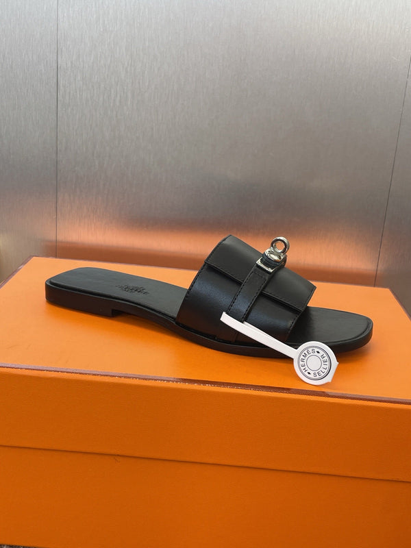 HM Giulia Slide Black Sheepskin 320019