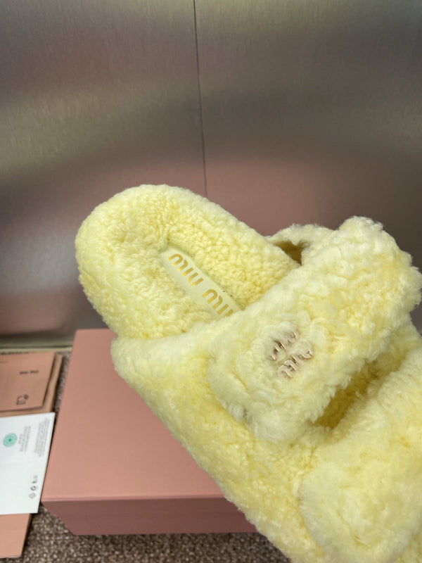 Miu Velcro Slippers Lemon Yellow Lambswool 508824