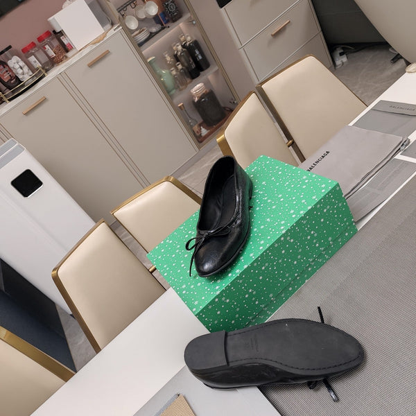 BALLERINE CON STRASS E FIOCCO IN PELLE DI MONTONE NERA CERA-OLIATA