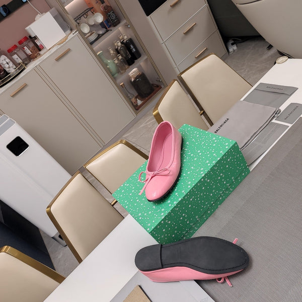 BALLERINE CON STRASS E FIOCCO IN PELLE DI MONTONE OLIO-CERA ROSA MARE