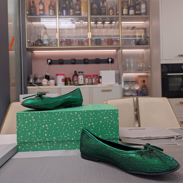 Balen 25 bow ballet flat attached rhinestones in green calfskin 184483