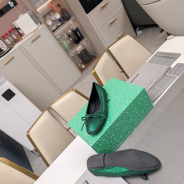 RHINESTONE BALLET FLATS WITH BOW IN FUN GREEN SHEEPSKIN