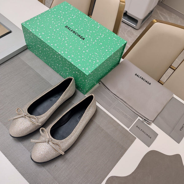 Balen 25 bow ballet flat attached rhinestones in gold metallic calfskin 184485