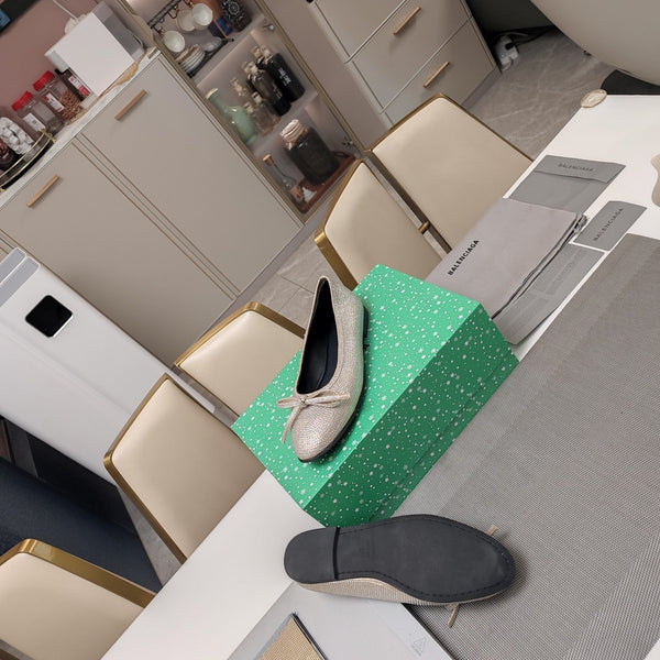 Balen 25 bow ballet flat attached rhinestones in gold metallic calfskin 184485