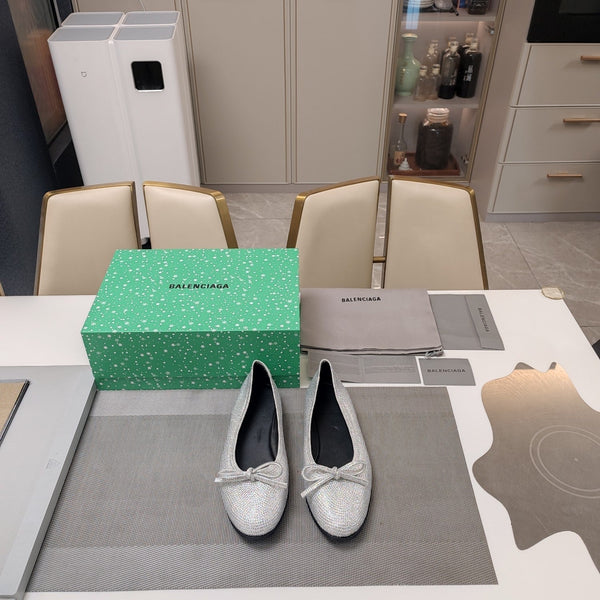 Balen 25 bow ballet flat attached rhinestones in silver metallic calfskin 184486