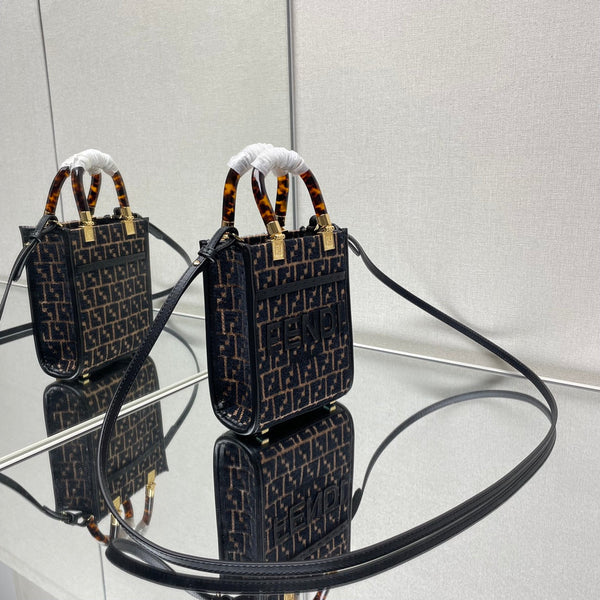 MINI SUNSHINE 18 IN BROWN RAFFIA AND BLACK WOOL CALFSKIN TRIM