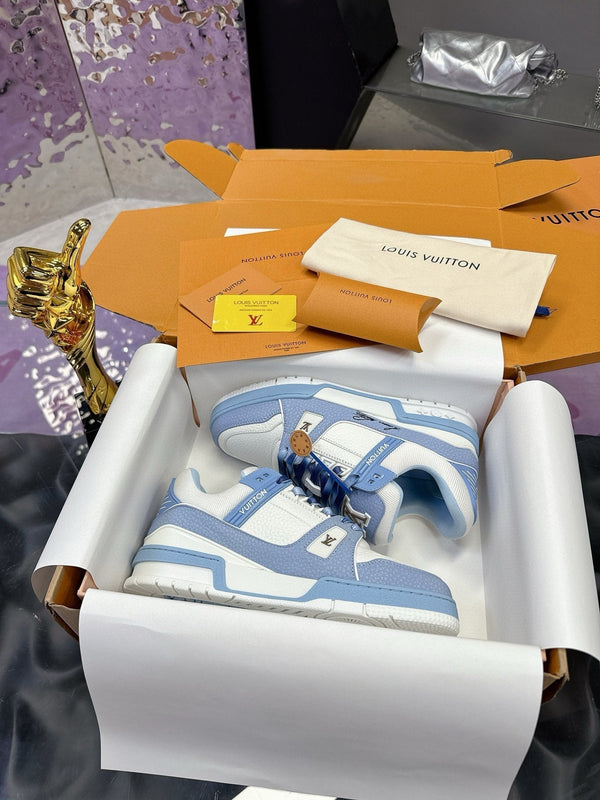 Sneaker LV Trainer in pelle di vacchetta blu