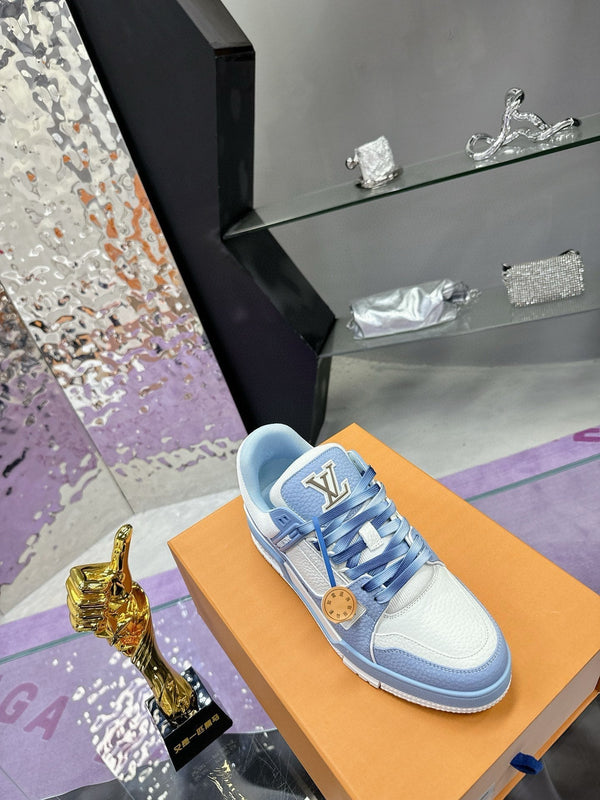 Sneaker LV Trainer in pelle di vacchetta blu