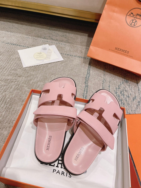 chypre sandal pink calfskin