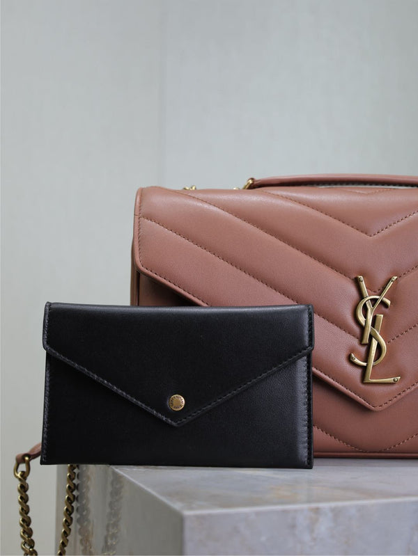 LOULOU MEDIUM 29 EN CUIR D'AGNEAU ROSE SAUMON MATÉRIEL DORÉ