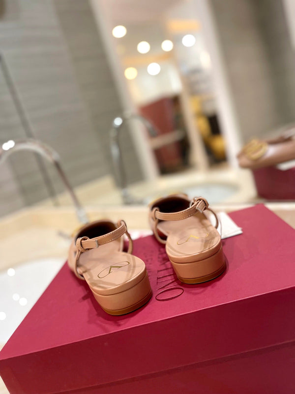 VLOGO BEIGE LEATHER SLINGBACK FLATS