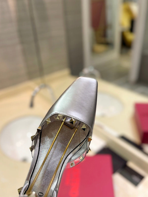 SLINGBACK ROCKSTUD IN PELLE DI VITELLO ARGENTO 50MM