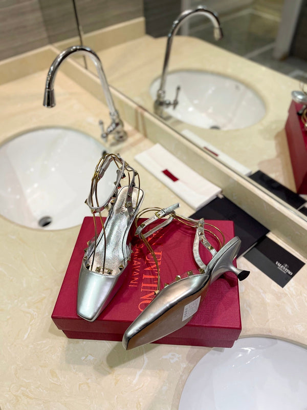 SLINGBACK ROCKSTUD IN PELLE DI VITELLO ARGENTO 50MM