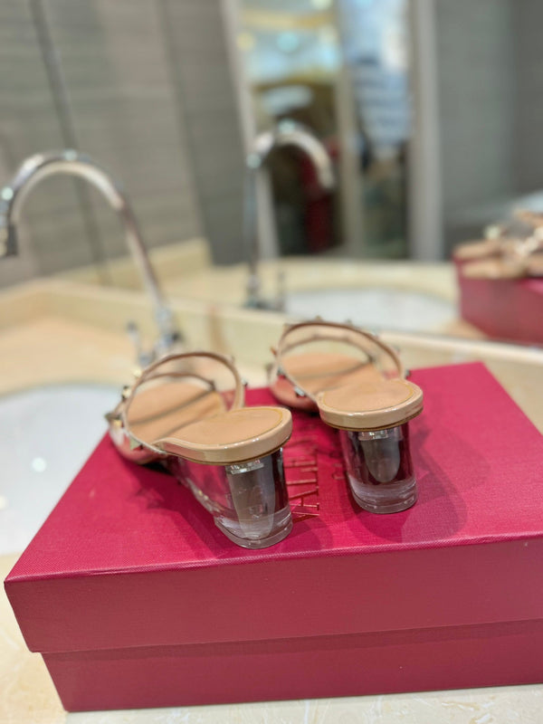 SANDALI ROCKSTUD MULE IN VITELLO MARRONE CAMMELLO E FILM IN PVC TRASPARENTE