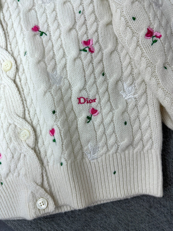CD Cardigan Small Floral Embroidery Ivory Wool 349481