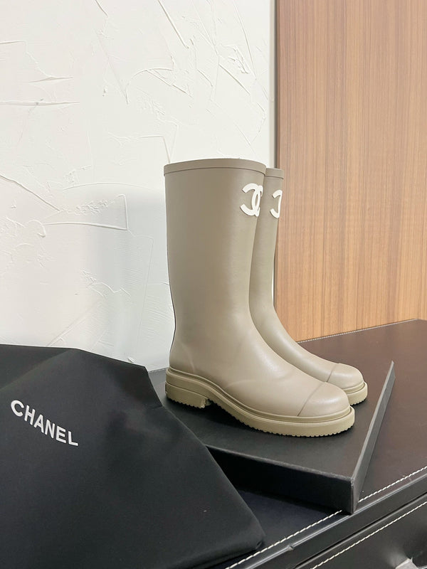 CC High Boots Light Khaki Green Natural Rubber 949647