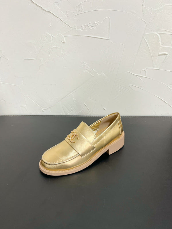 CC Moccasins Gold Calfskin 949654