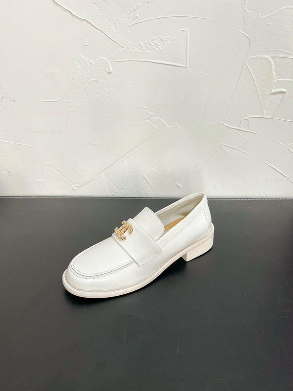CC Moccasins Glossy White Calfskin 949656