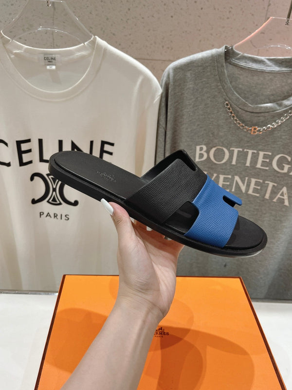 SANDALO IZMIR IN PELLE DI AGNELLO NERO MIX COBALTO