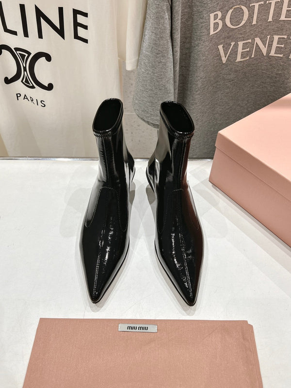 Miu Ankle Boots Pointed Toe Glossy Black Lambskin